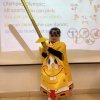 英閱-角色扮演